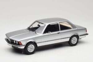 BMW 320 E21 Prata Minichamps 1:18 107024200 Resina