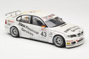 BMW 320i E46 #43 D. Muller WTCC 2005 AUTOart 1:18 80543 Metal - imagem 4 de 6