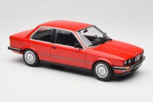 BMW 323i E21 Vermelho Minichamps 1:18 155026000 Metal - imagem 4 de 6
