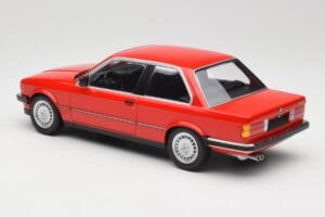 BMW 323i E21 Vermelho Minichamps 1:18 155026000 Metal - imagem 5 de 6