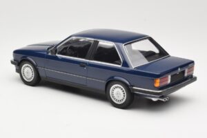 BMW 323i E30 Saturn Blue Minichamps 1:18 155026009 Metal - imagem 5 de 6