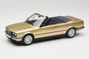 BMW 325i E30 Cabriolet Bege MCG 1:18 MCG18544 Metal