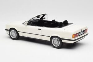 BMW 325i E30 Cabriolet Alpine Branco Norev 1:18 183213 Metal - imagem 5 de 6