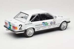 BMW 325i E30 #2 O. Manthey Vogelsang Automobile 3rd Place Eifel Race DTM 1986 Minichamps 1:18 155862602 Metal - imagem 2 de 6