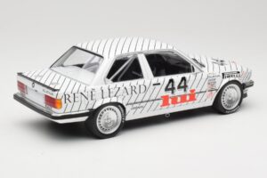 BMW 325i E30 #44 A. Vogt / K. Oestreich Class Winners EG Trophy ETCC Zolder 1986 Minichamps 1:18 155862644 Metal - imagem 2 de 6