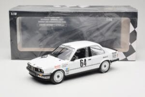 BMW 325i E30 #64 Auto Budde K. Oestreich / E. Rensing Winner 24 Hours Nürburgring 1986 Minichamps 1:18 155862664 Metal - imagem 6 de 6