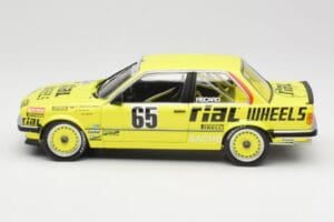 BMW 325i E30 #65 Auto Budde D. Hamelmann / K. Walterscheid 24 Hours Nürburgring 1986 Minichamps 1:18 155862665 Metal - imagem 3 de 6