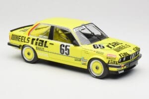 BMW 325i E30 #65 Auto Budde D. Hamelmann / K. Walterscheid 24 Hours Nürburgring 1986 Minichamps 1:18 155862665 Metal - imagem 4 de 6
