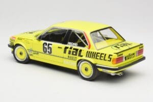 BMW 325i E30 #65 Auto Budde D. Hamelmann / K. Walterscheid 24 Hours Nürburgring 1986 Minichamps 1:18 155862665 Metal - imagem 5 de 6