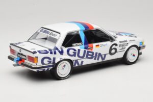 BMW 325i E30 #6 Gubin Sport V. Strycek DTM 1986 Minichamps 1:18 155862606 Metal - imagem 2 de 6