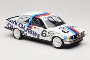 BMW 325i E30 #6 Gubin Sport V. Strycek DTM 1986 Minichamps 1:18 155862606 Metal - imagem 4 de 6