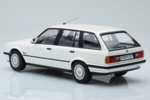 BMW 325i E30 Touring Branco Edição Limitada Norev 1:18 183217 Metal - imagem 5 de 6