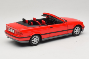 BMW 325i E36 Cabriolet Vermelho Maisto 1:18 50229 Metal - imagem 3 de 8