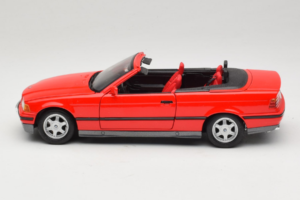 BMW 325i E36 Cabriolet Vermelho Maisto 1:18 50229 Metal - imagem 4 de 8