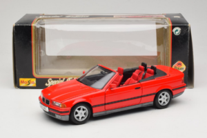 BMW 325i E36 Cabriolet Vermelho Maisto 1:18 50229 Metal - imagem 8 de 8