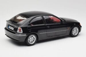 BMW 325Ti Compact E46 Preto Kyosho 1:18 80430024440 Metal - imagem 3 de 7