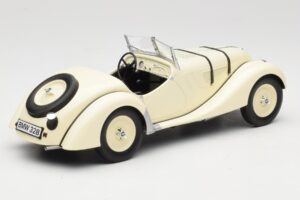 BMW 328 Roadster Branco Minichamps 1:18 80435A8F228 Metal - imagem 2 de 6
