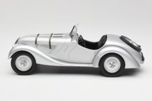 BMW 328 Prata Minichamps 1:18 155025030 Metal - imagem 3 de 6