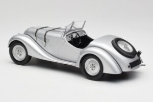 BMW 328 Prata Minichamps 1:18 155025030 Metal - imagem 5 de 6
