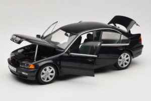 BMW 328i E46 Preto UT Models 1:18 80439422373 Metal - imagem 2 de 8