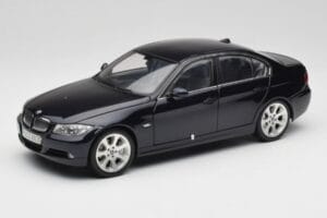 BMW 330i E46 Preto Kyosho 1:18 08731RB Metal