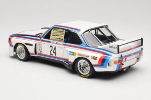 BMW 3.5 CSL #24 H. Stuck / S. Posey 12 Hours of Sebring 1975 Minichamps 1:18 80430139188 Metal - imagem 7 de 8
