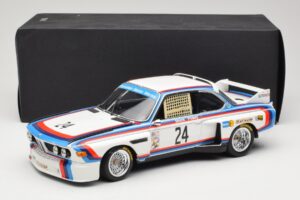BMW 3.5 CSL #24 H. Stuck / S. Posey 12 Hours of Sebring 1975 Minichamps 1:18 80430139188 Metal - imagem 8 de 8