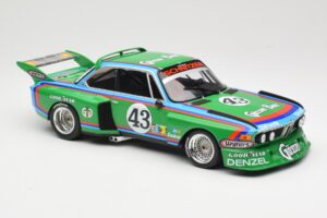 BMW 3.5 CSL E9 Schnitzer #43 D. Quester / A. Krebs 24 Hours of Le Mans 1976 Minichamps 1:18 155762643 Metal - imagem 4 de 6