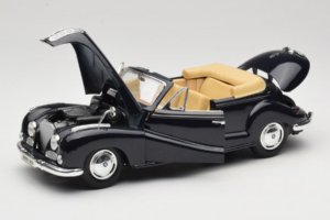 BMW 502 Cabriolet Preto Maisto 1:18 31817 Metal - imagem 2 de 8
