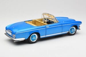 BMW 503 Cabriolet Riviera Blue Revell 1:18 08843 Metal - imagem 4 de 9