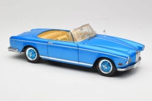 BMW 503 Cabriolet Riviera Blue Revell 1:18 08843 Metal - imagem 7 de 9