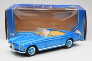 BMW 503 Cabriolet Riviera Blue Revell 1:18 08843 Metal - imagem 9 de 9
