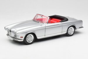 BMW 503 Prateado Revell 1:18 18787 Metal