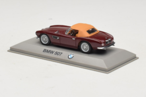 BMW 507 Castanho IAA Minichamps 1:43 80429421433 Metal - imagem 3 de 5
