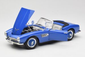 BMW 507 Touring Sport Cabriolet Azul Revell 1:18 8810-M1 Metal - imagem 2 de 8