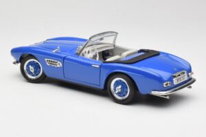 BMW 507 Touring Sport Cabriolet Azul Revell 1:18 8810-M1 Metal - imagem 7 de 8