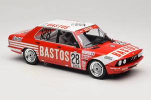 BMW 528i E28 #28 Guitteny / Bleyinie 24 Hours of Spa 1982 IXO 1:18 18RMC182B Metal - imagem 4 de 6