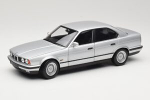 BMW 535i E34 Prateado Minichamps 1:18 100024005 Metal