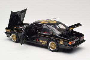BMW 635 CSi E24 #62 J. Richards JPS Team BMW ATCC Winner 1985 AUTOart 1:18 88548 Metal - imagem 5 de 8