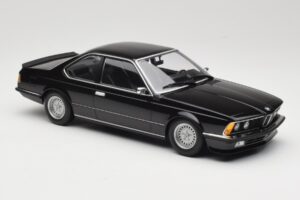 BMW 635 CSi E24 Black Metallic Minichamps 1:18 155028104 Metal - imagem 4 de 6