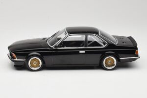BMW 635 CSi E24 ETCC Preto Minichamps 1:18 155832501 Metal - imagem 3 de 6