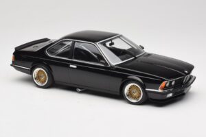 BMW 635 CSi E24 ETCC Preto Minichamps 1:18 155832501 Metal - imagem 4 de 6
