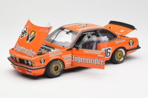 BMW 635 CSi E24 #1 European Touring Car Championship Jagermeister 1985 AUTOart 1:18 80430145825 Metal - imagem 2 de 8