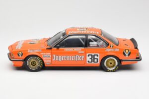 BMW 635 CSi E24 #1 European Touring Car Championship Jagermeister 1985 AUTOart 1:18 80430145825 Metal - imagem 4 de 8