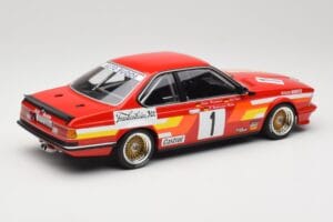 BMW 635 CSi E24 #1 U. Felder / D. Hamelmann Auto Budde Winners 24 Hours of Nürburgring 1985 Minichamps 1:18 155852501 Metal - imagem 2 de 6