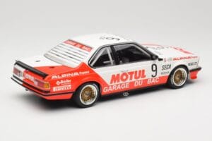 BMW 635 CSi E24 #9 Hollinger / P. Giroix Garage du Bac 24 Hours of Spa 1984 Minichamps 1:18 155842509 Metal - imagem 2 de 6