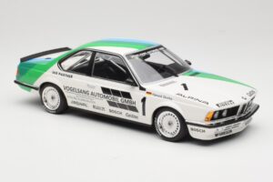 BMW 635 CSi E24 Vogelsang Automobile H. Grohs Winner Bergischer Löwe Zolder 1984 Minichamps 1:18 155842511 Metal - imagem 4 de 6