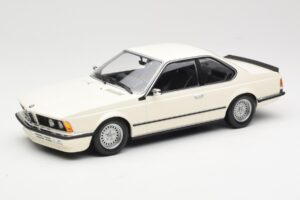 BMW 635 CSi E24 Branco Minichamps 1:18 155028102 Metal
