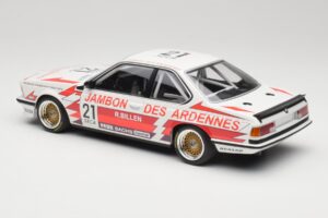BMW 635CSi E24 Team Brun Motorsport #21 H. Grohs / T. Boutsen Spa 24 Hours 1985 Minichamps 1:18 155852521 Metal - imagem 5 de 6