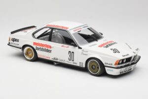 BMW 635CSi E24 Team Schnitzer Eterna #30 S. Bellof / S. Danner ETCC 1984 Minichamps 1:18 155832530 Metal - imagem 4 de 6